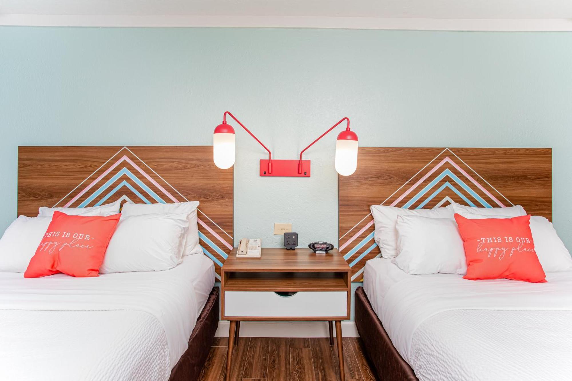 קוקו ביץ' Beachside Hotel And Suites מראה חיצוני תמונה