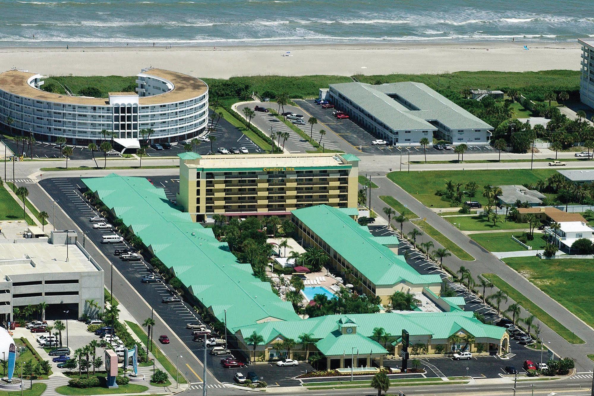 קוקו ביץ' Beachside Hotel And Suites מראה חיצוני תמונה